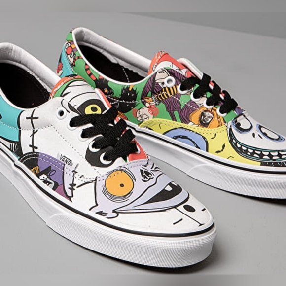 Vans X Disney The Nightmare Before Christmas "Halloweentown" Era - Picture 1 of 16